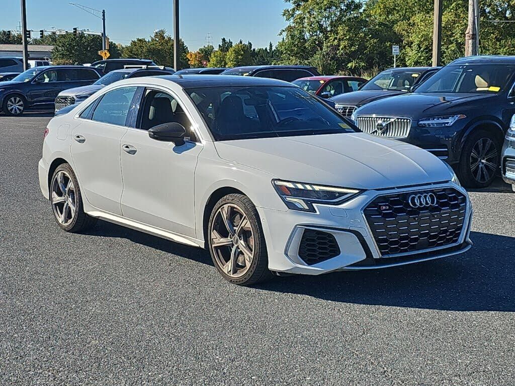 2022 AUDI S3