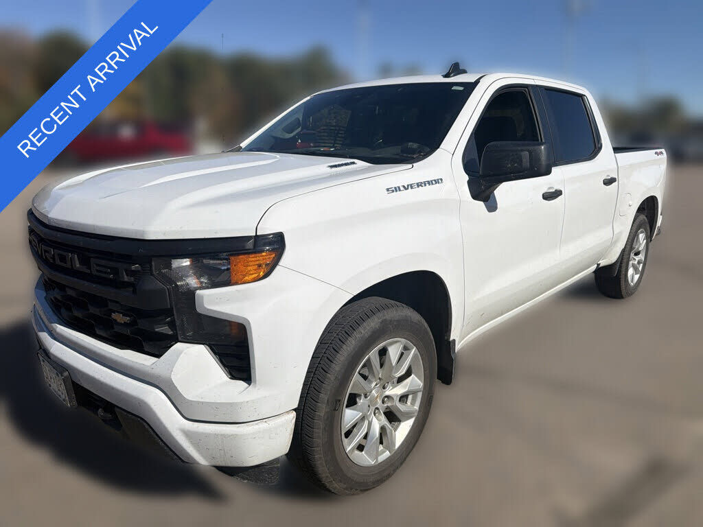 2025 CHEVROLET Silverado