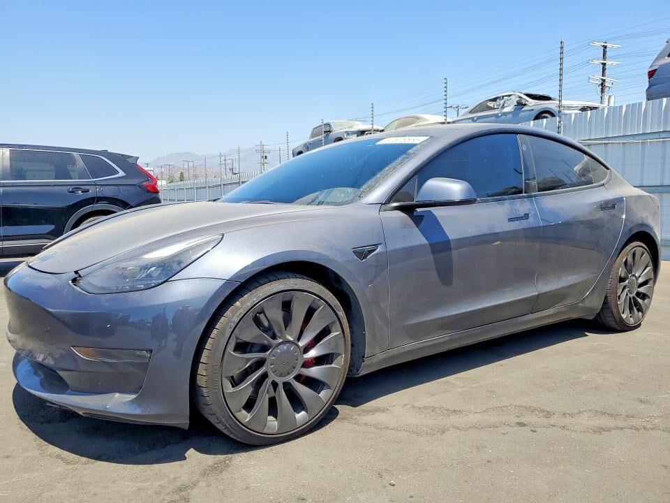 2023 TESLA Model 3