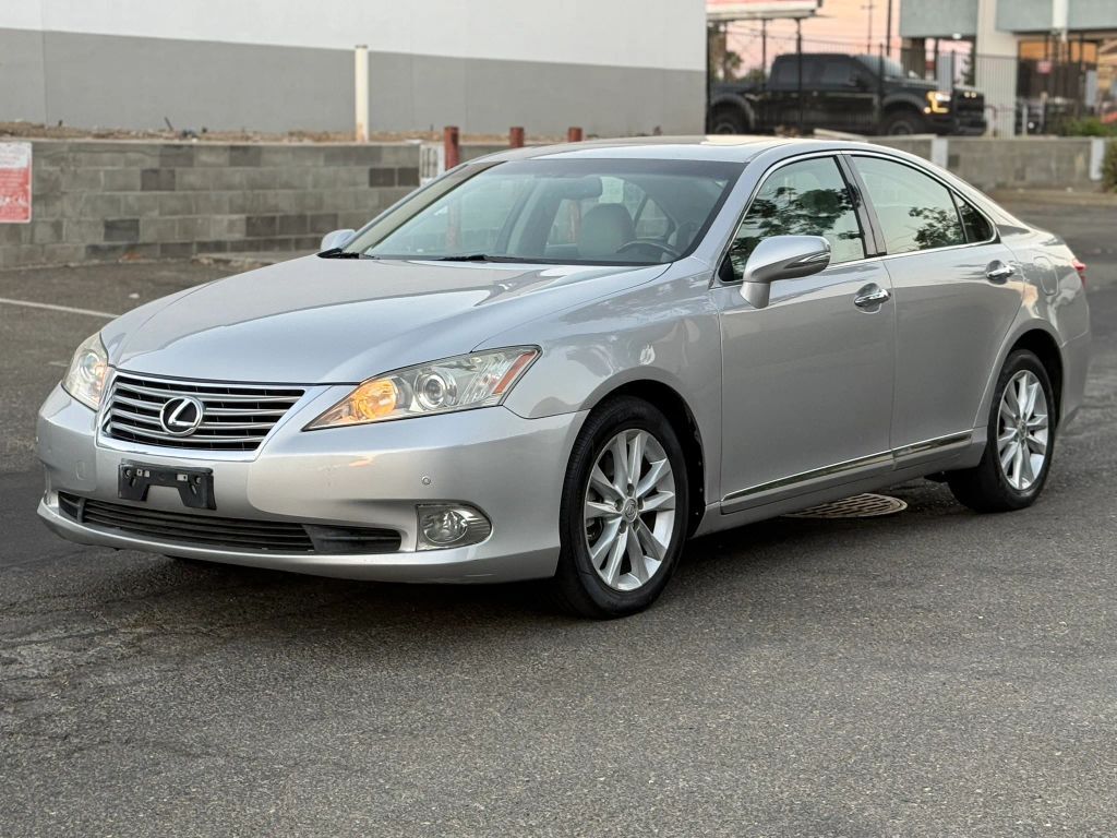 2011 LEXUS ES