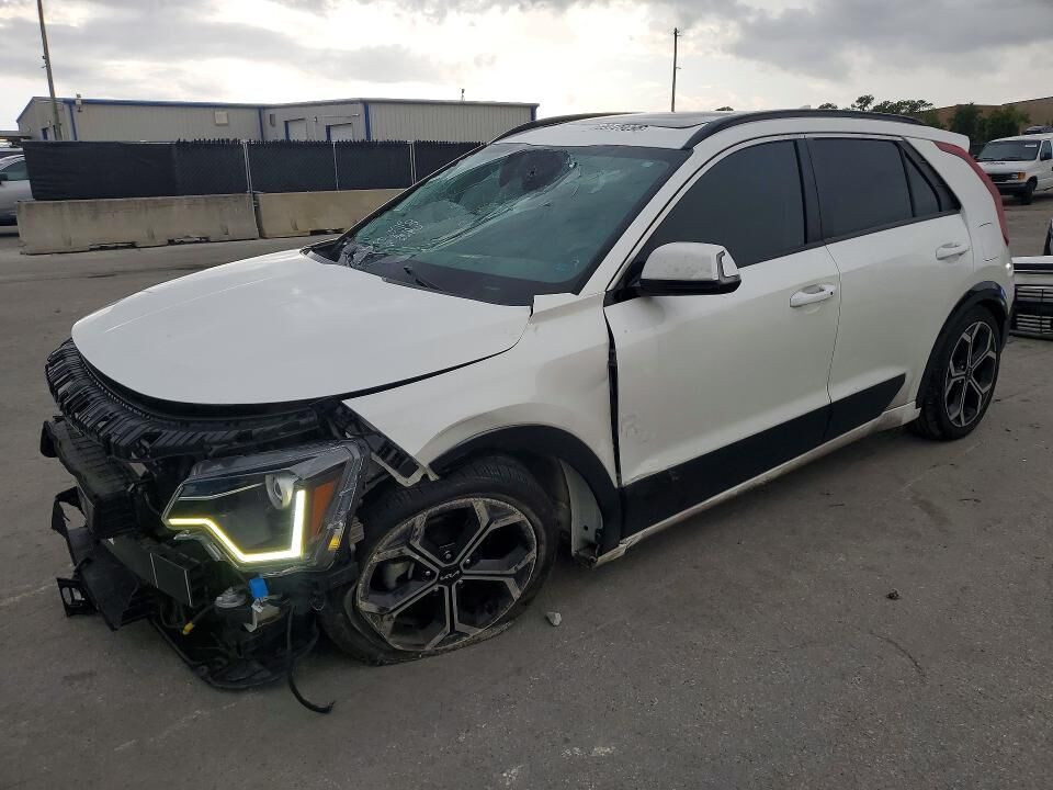 2023 KIA Niro