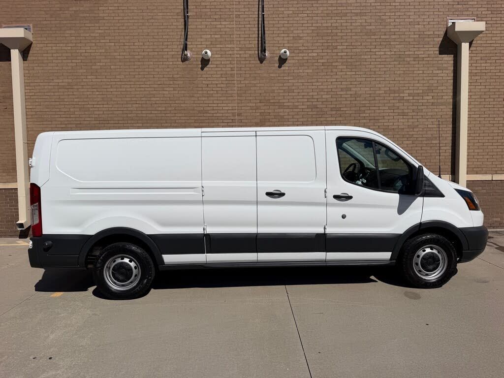 2018 FORD Transit