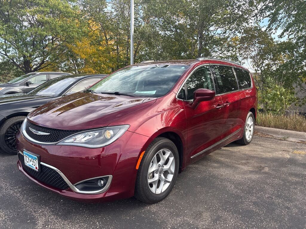 2019 CHRYSLER Pacifica