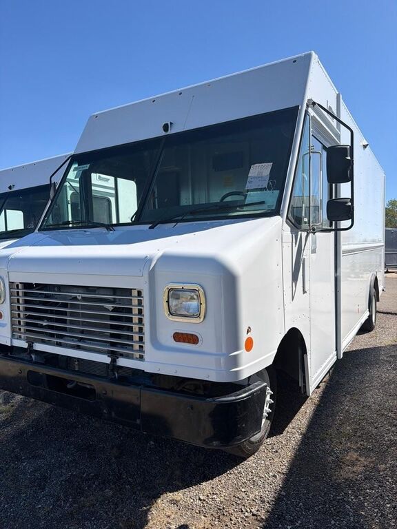 2019 FORD E-450