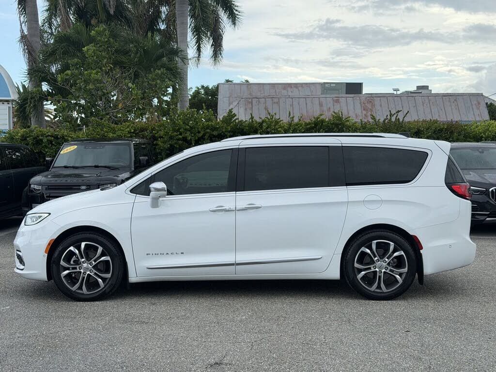 2024 CHRYSLER Pacifica