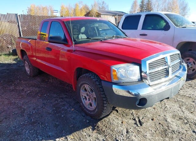 2005 DODGE Dakota