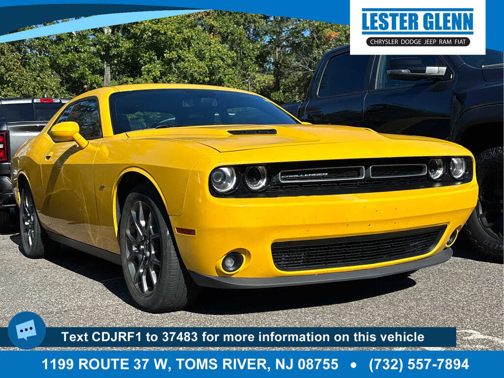 2017 DODGE Challenger