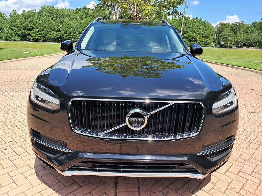 2017 VOLVO XC90