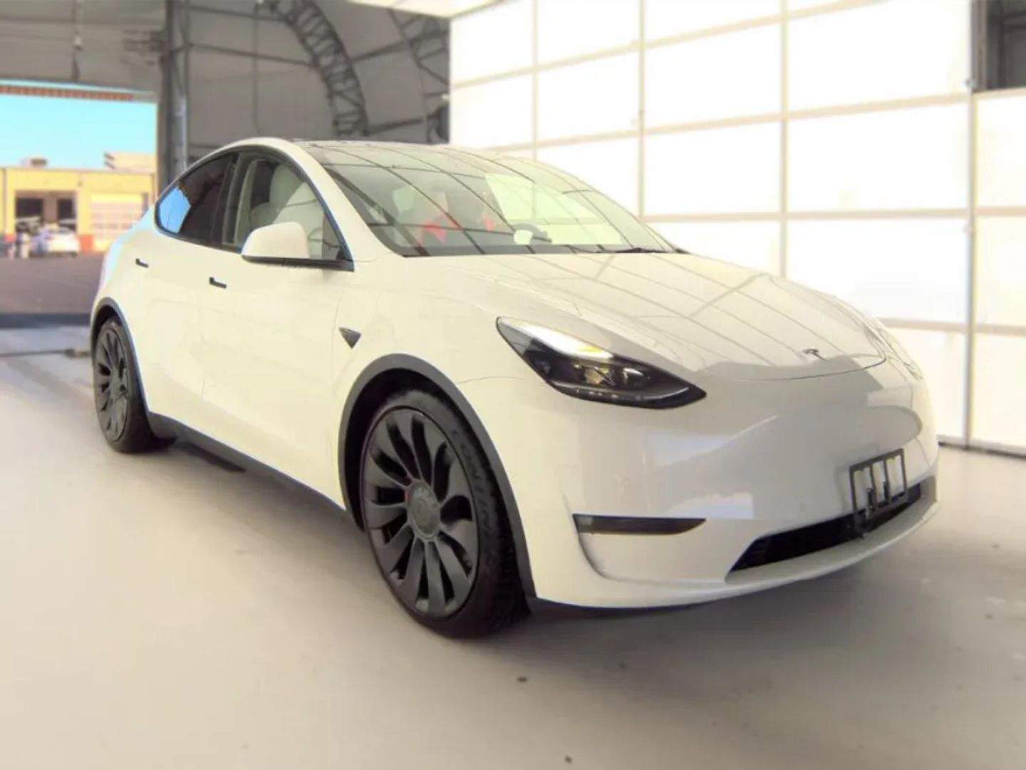 2021 TESLA Model Y