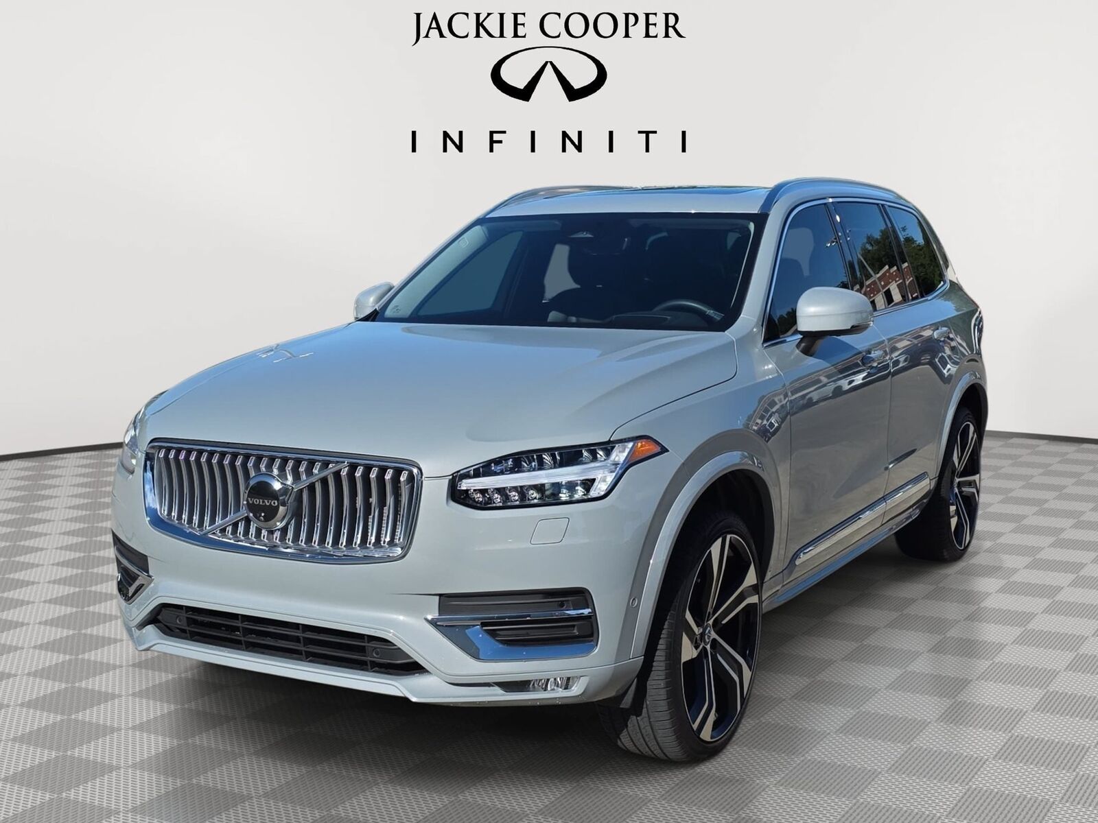 2024 VOLVO XC90