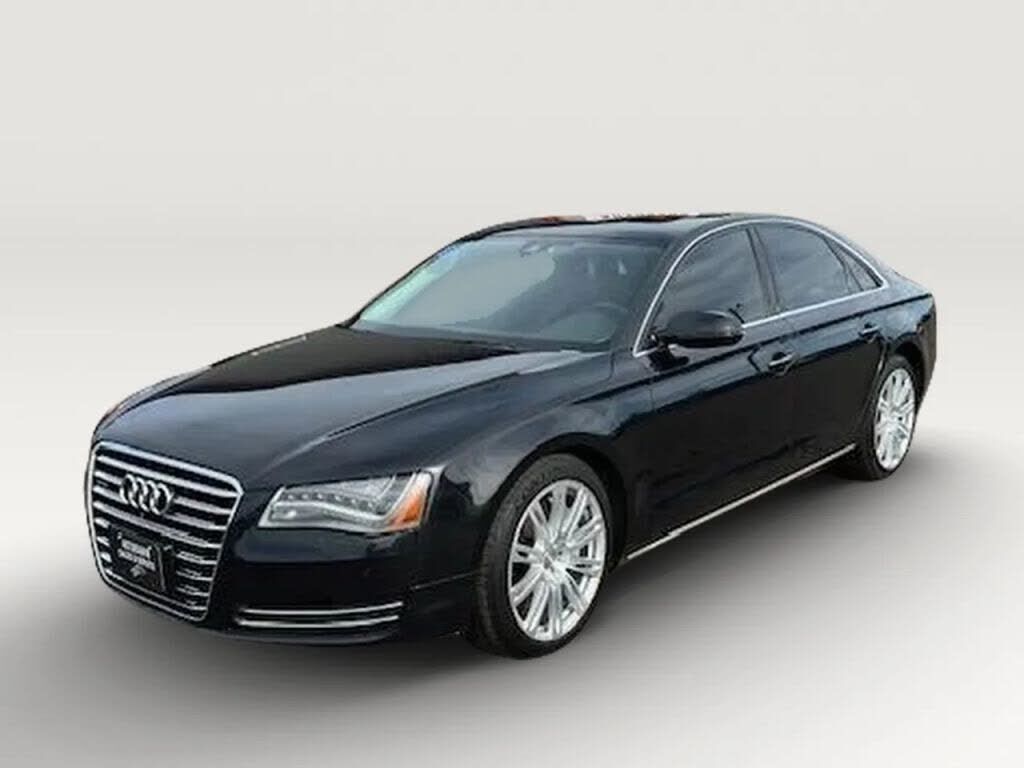 2013 AUDI A8