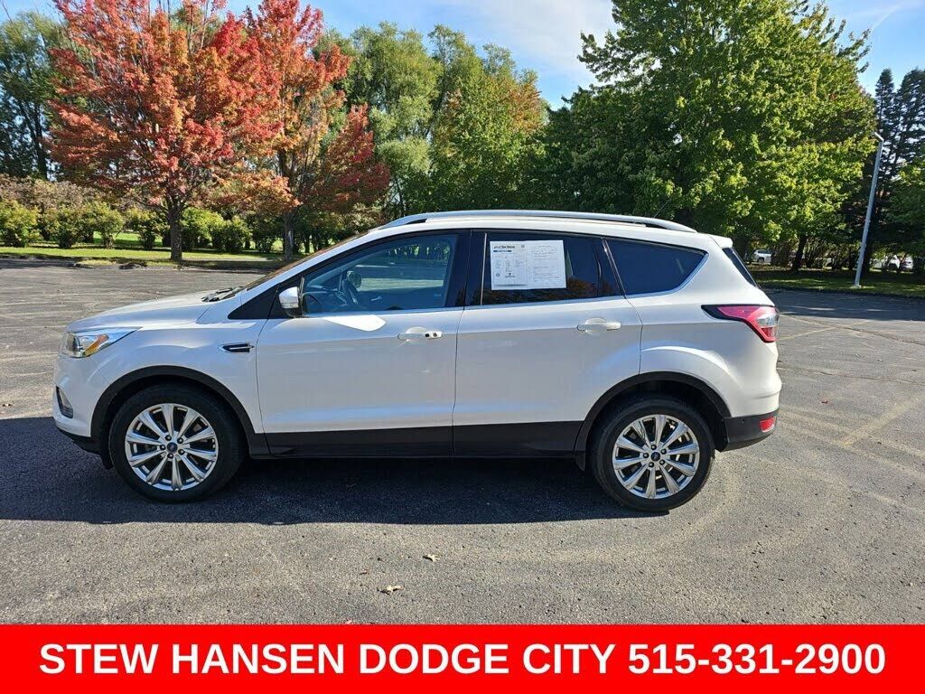 2017 FORD Escape
