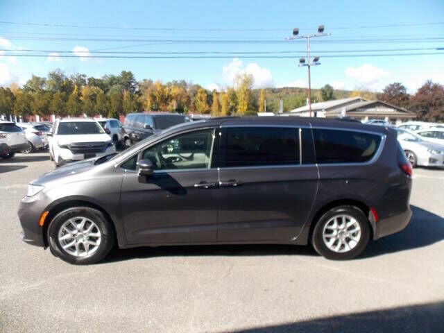 2022 CHRYSLER Pacifica