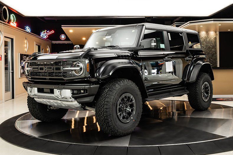 2023 FORD Bronco