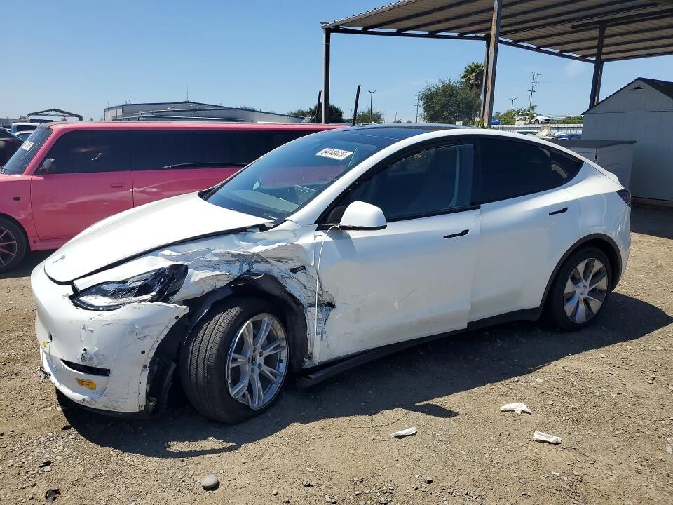 2022 TESLA Model Y