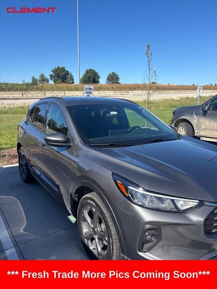 2023 FORD Escape