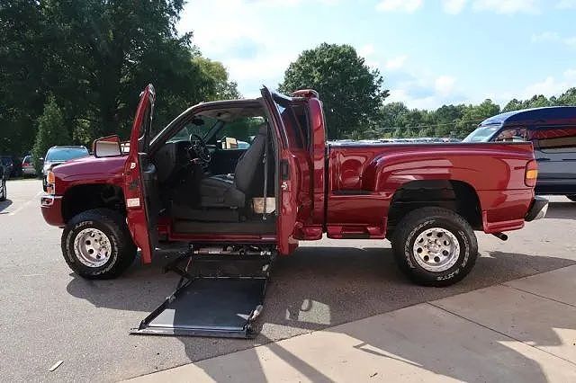 2004 GMC Sierra