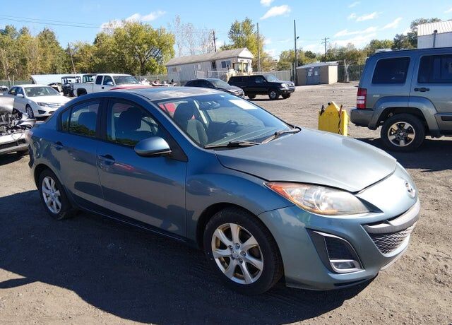 2011 MAZDA Mazda3