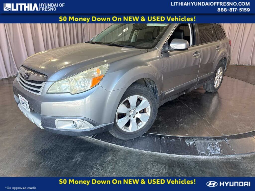2011 SUBARU Outback
