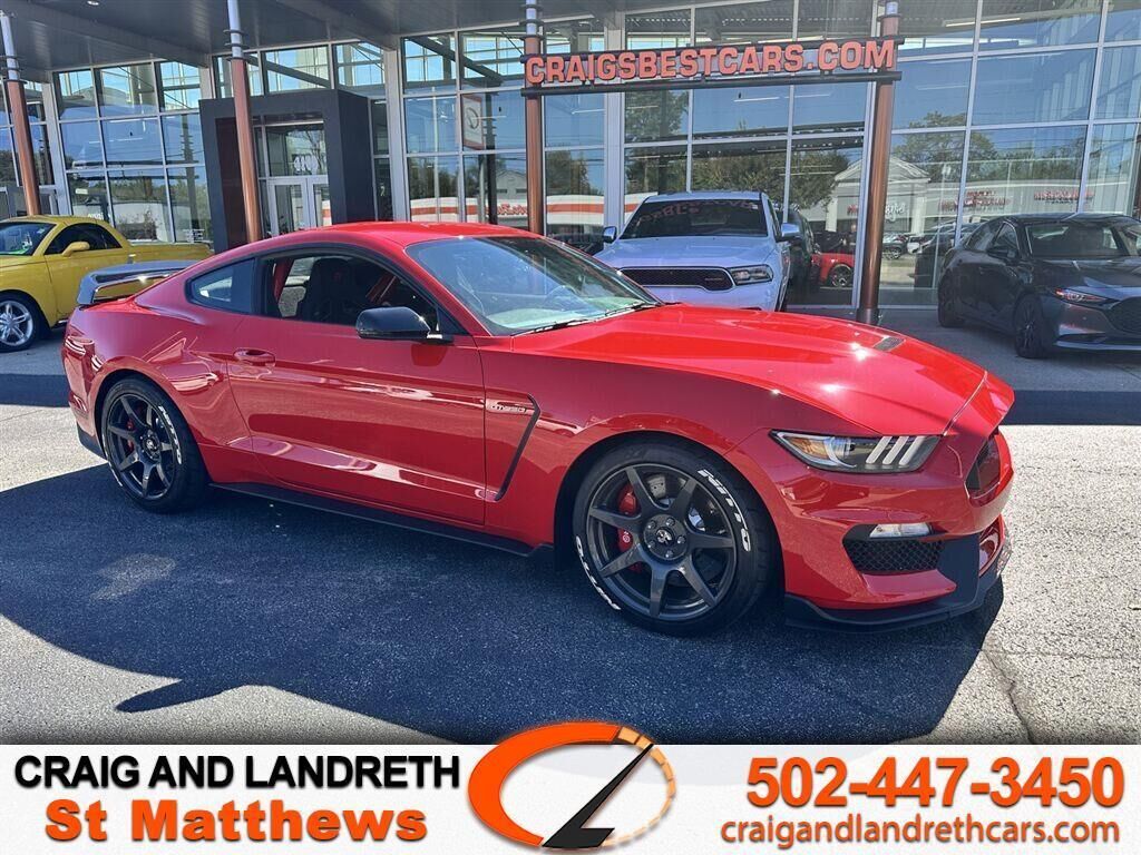 2017 FORD Mustang