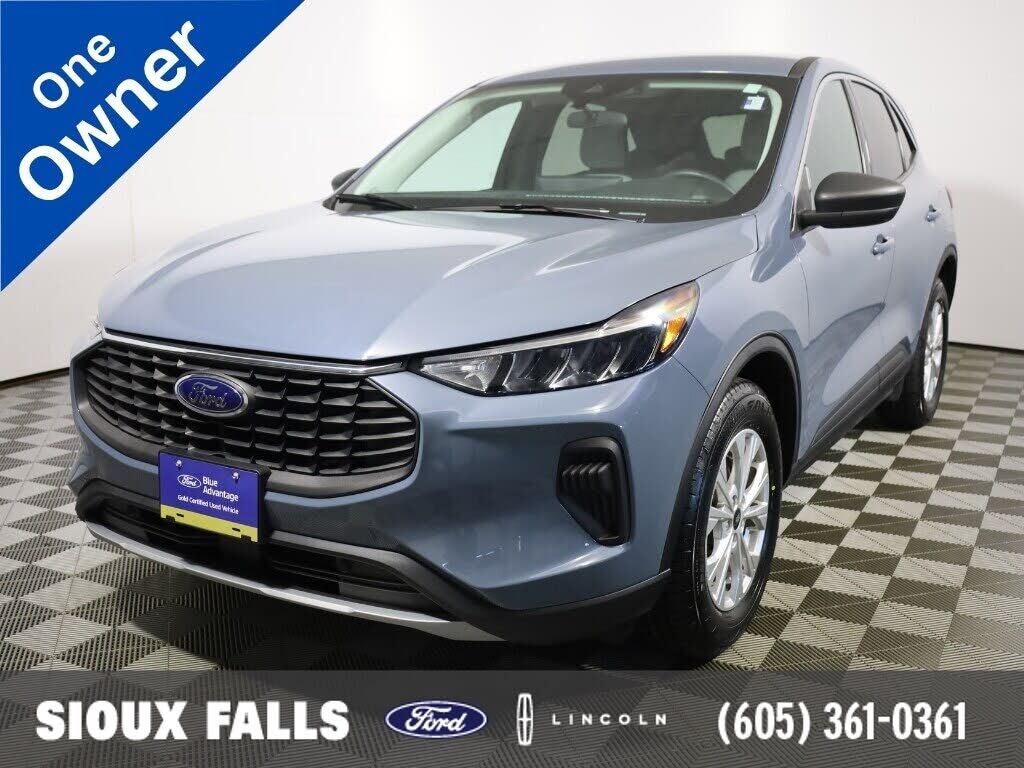 2023 FORD Escape
