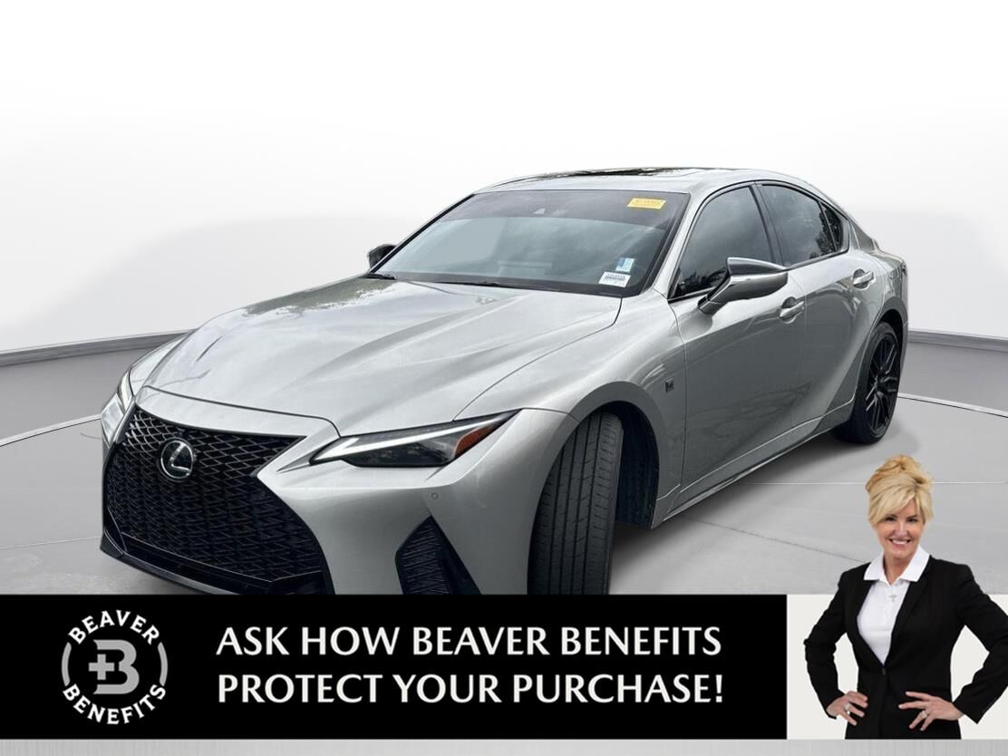 2023 LEXUS IS