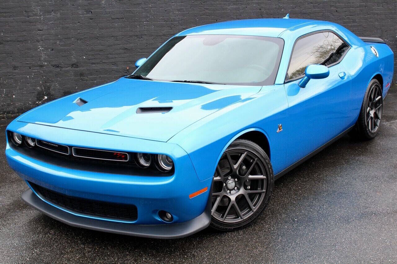 2016 DODGE Challenger
