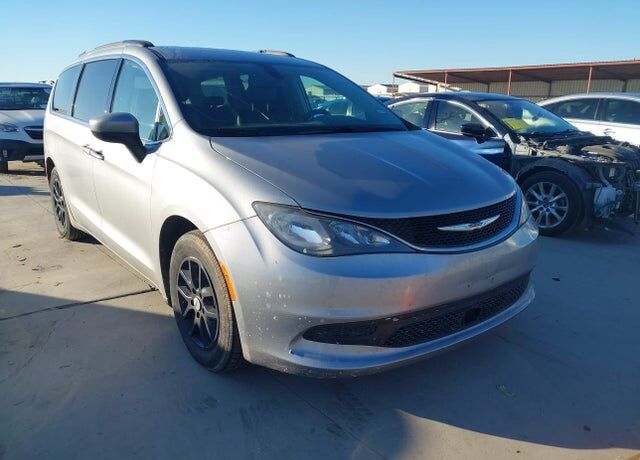 2021 CHRYSLER Voyager