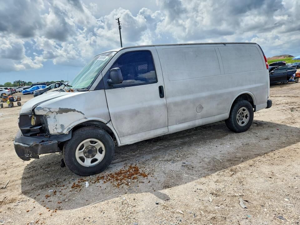2004 CHEVROLET Express