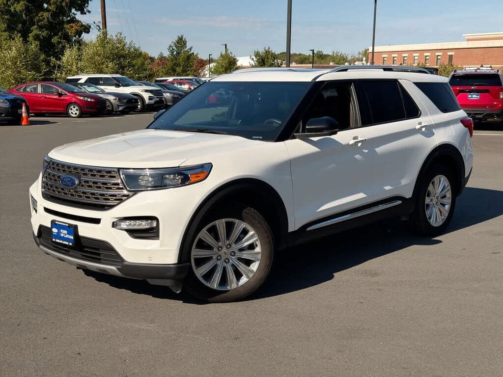 2022 FORD Explorer