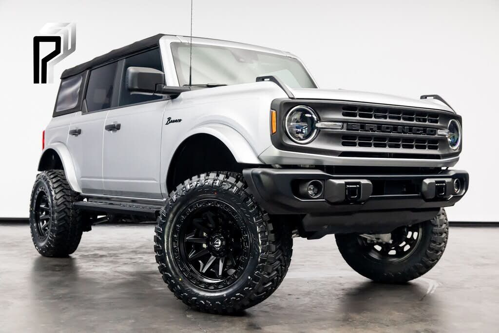 2024 FORD Bronco