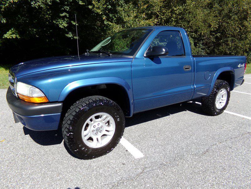 2004 DODGE Dakota