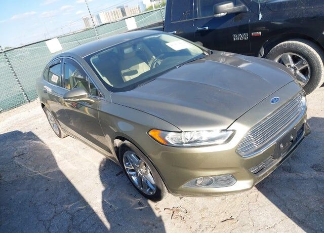 2013 FORD Fusion