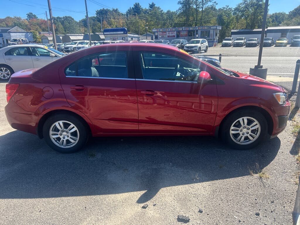 2013 CHEVROLET Sonic