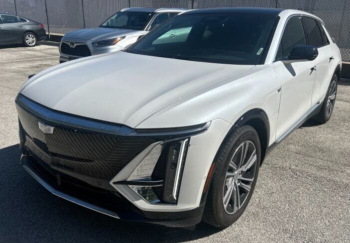 2024 CADILLAC Lyriq