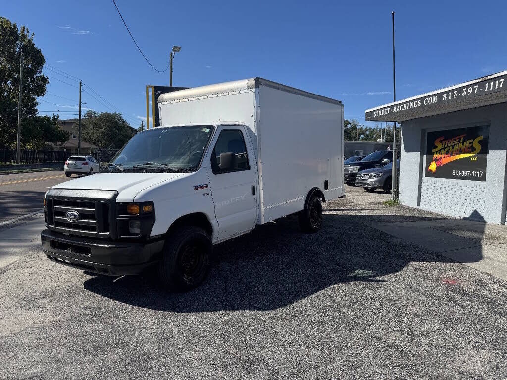 2012 FORD E-350