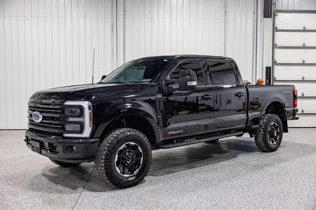 2025 FORD F-250