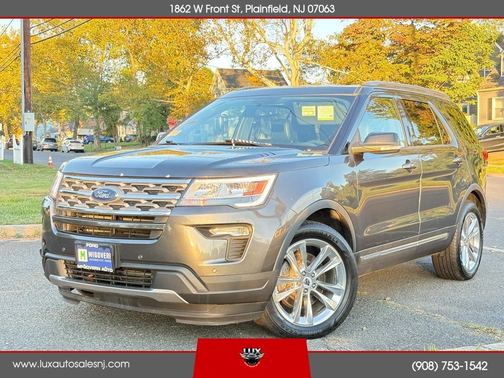 2018 FORD Explorer