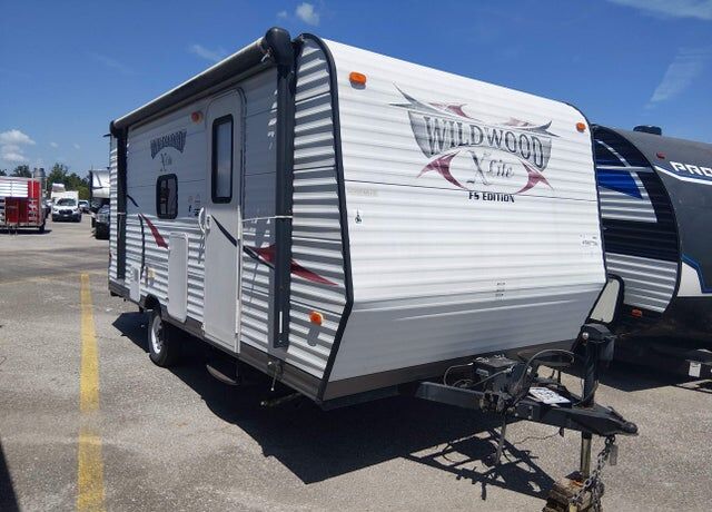 2014 FOREST RIVER Wildwood towables