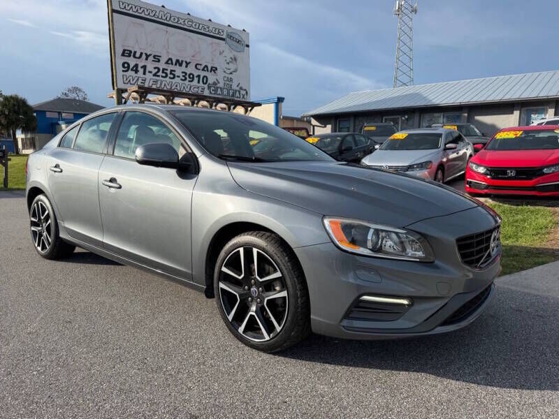 2017 VOLVO S60