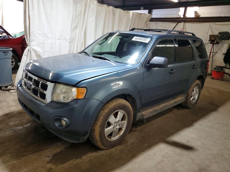 2011 FORD Escape