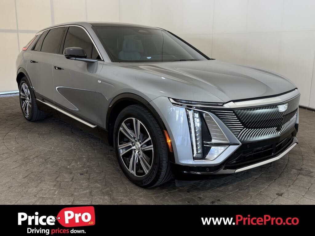 2024 CADILLAC Lyriq