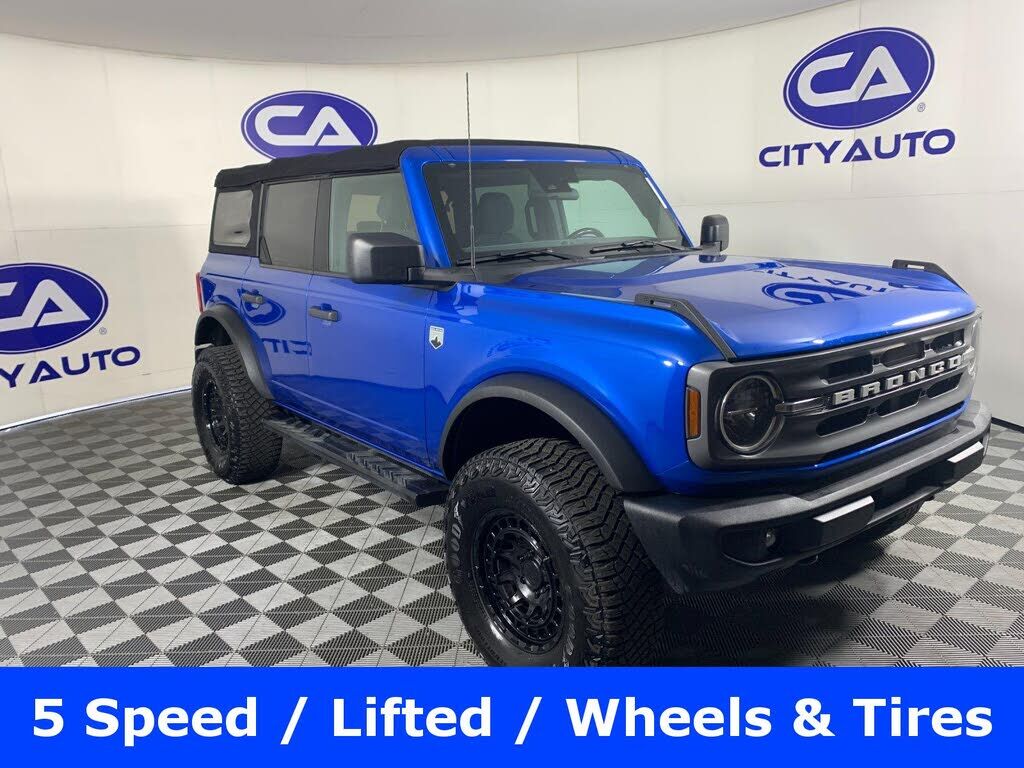 2022 FORD Bronco
