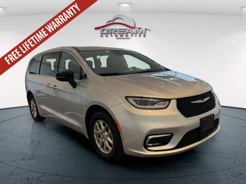 2024 CHRYSLER Pacifica