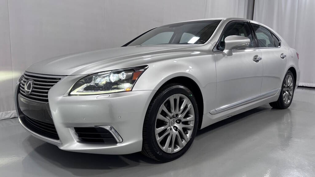 2013 LEXUS LS