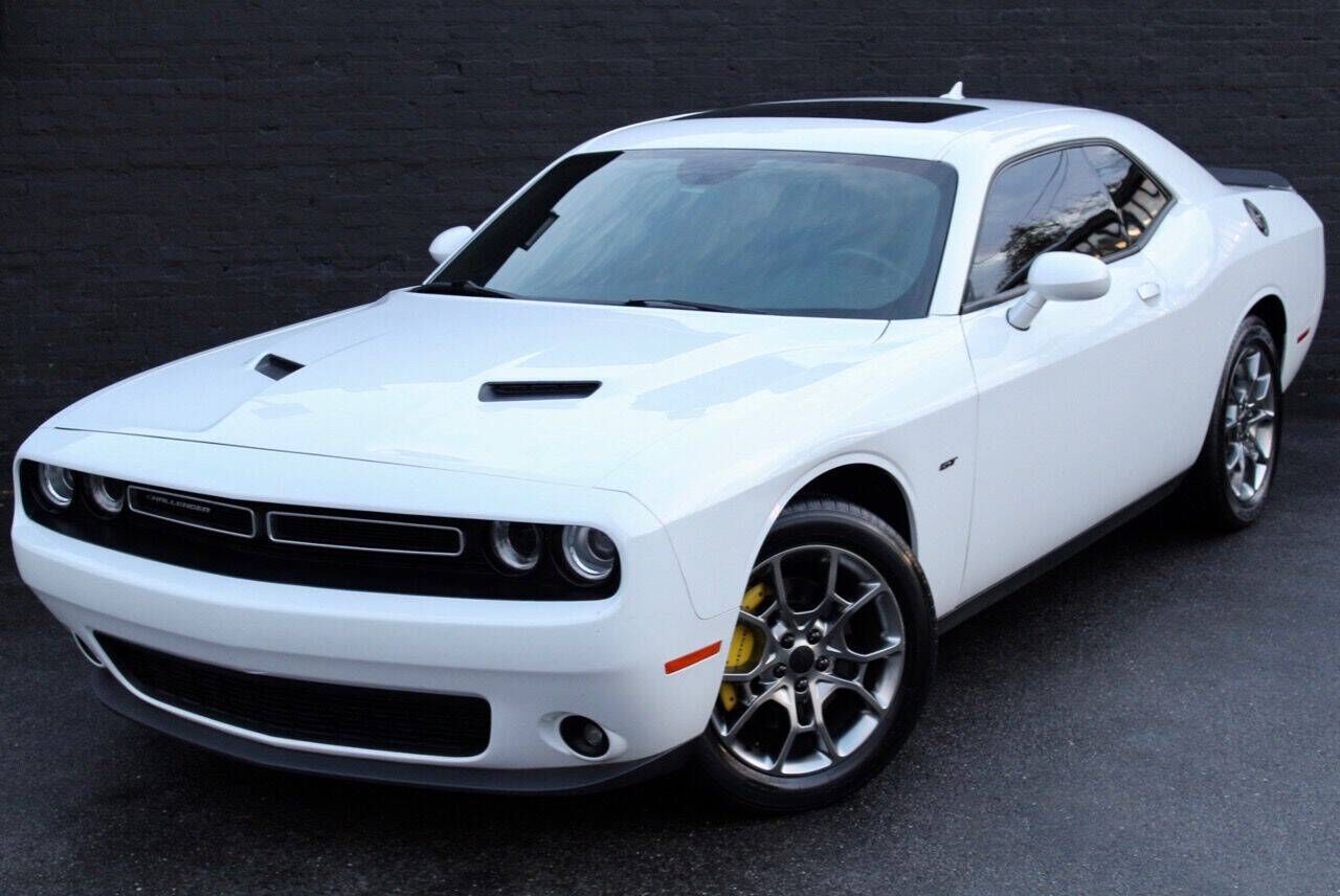 2017 DODGE Challenger