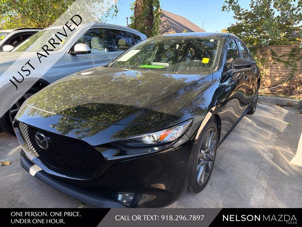 2022 MAZDA Mazda3