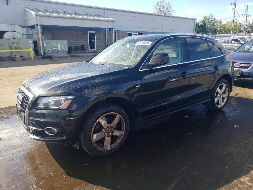 2011 AUDI Q5