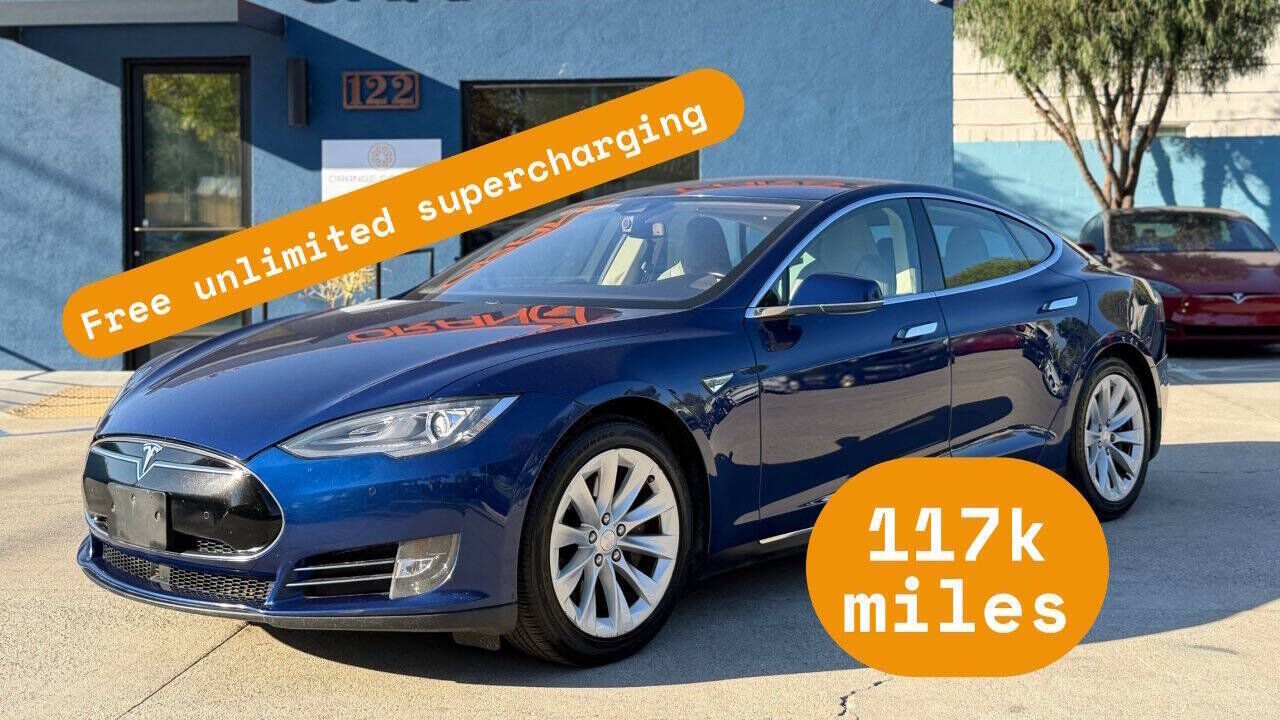 2016 TESLA Model S