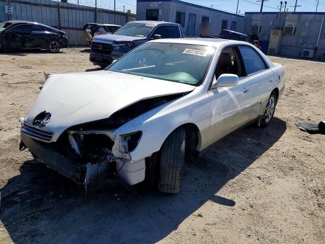 2001 LEXUS ES